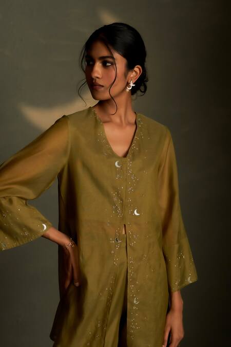 Buy Charkhee Olive Green Chanderi, Voile Embroidery V-neck Cresent Moon Shirt With Pant Buy_Charkhee_Olive Green Chanderi, Voile Embroidery V-neck Cresent Moon Shirt With Pant