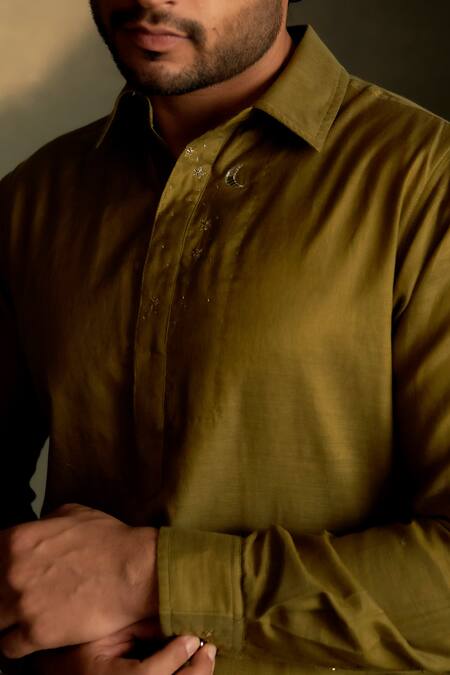 Shop Charkhee Olive Green Chanderi, Voile, Poplin Embroidery Mul Kurta With Pant Online at Aza Fashions Shop_Charkhee_Olive Green Chanderi, Voile, Poplin Embroidery Mul Kurta With Pant _Online_at_Aza_Fashions