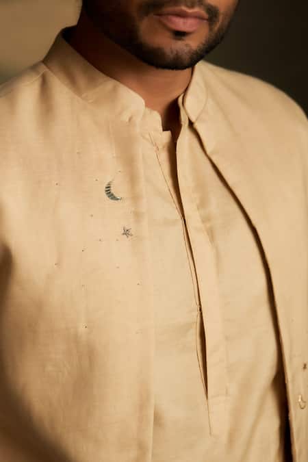 Charkhee Beige Chanderi, Voile Embroidery Cresent Moon Pattern Bundi Online at Aza Fashions Charkhee_Beige Chanderi, Voile Embroidery Cresent Moon Pattern Bundi _Online_at_Aza_Fashions