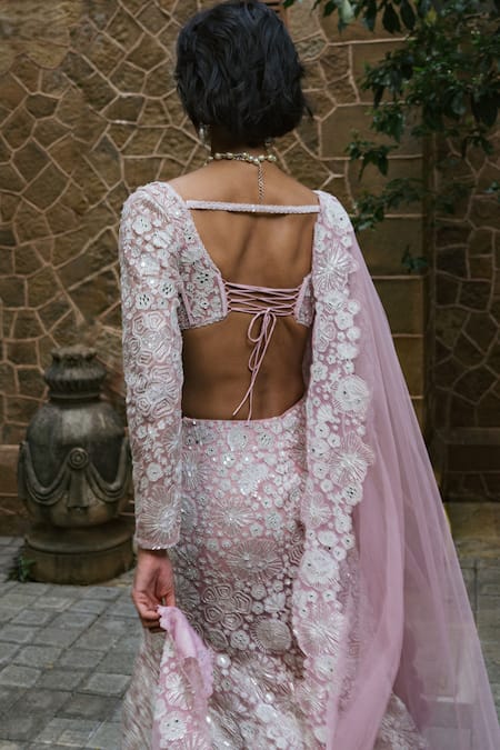 Mishru Isla Embroidered Lehenga Set 