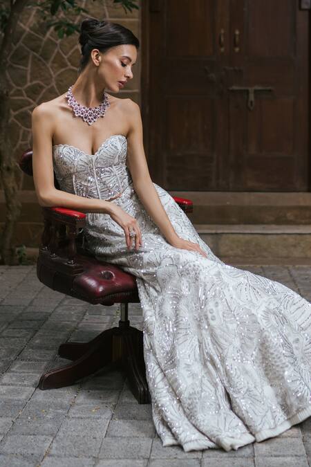 Buy_Mishru_Ivory Tulle Embroidery, Sequins, Zari Sweetheart Neck Maisie Corset And Skirt Set _Online_at_Aza_Fashions