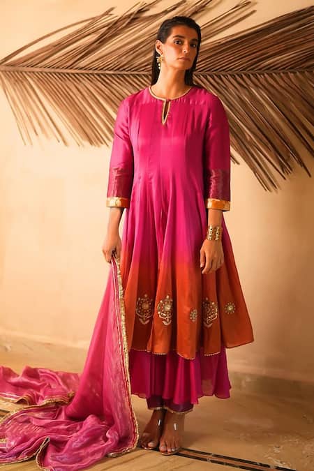 Myoho Ombre Embroidered Kurta Set 