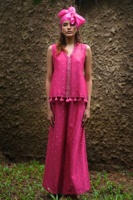 Myoho Hand Embroidered Top With Pant 