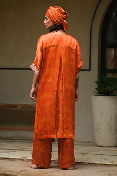 Myoho Placement Embroidered Kurta With Pant 