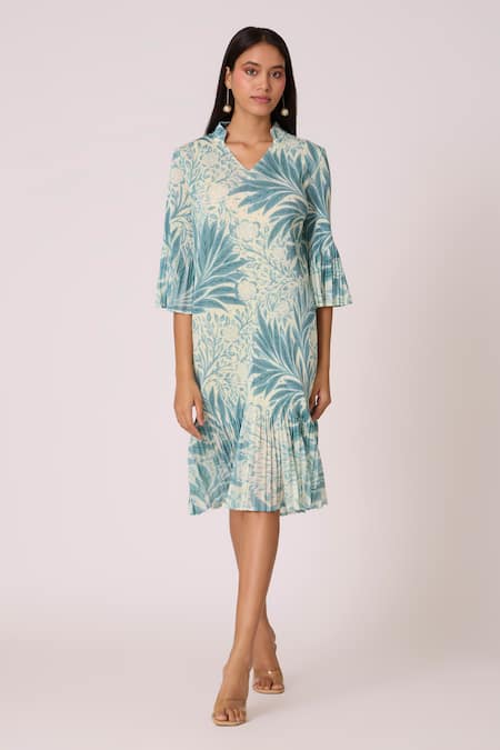 Scarlet Sage Green Polyester V-neck Print Dress 