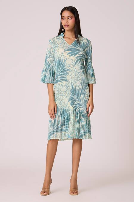 Scarlet Sage_Green Polyester V-neck Print Dress _at_Aza_Fashions