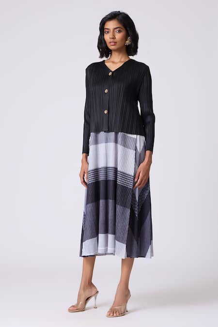 Buy_Scarlet Sage_Black Polyester Round Neck, Kasey Stripe Pattern Dress With Cardigan 