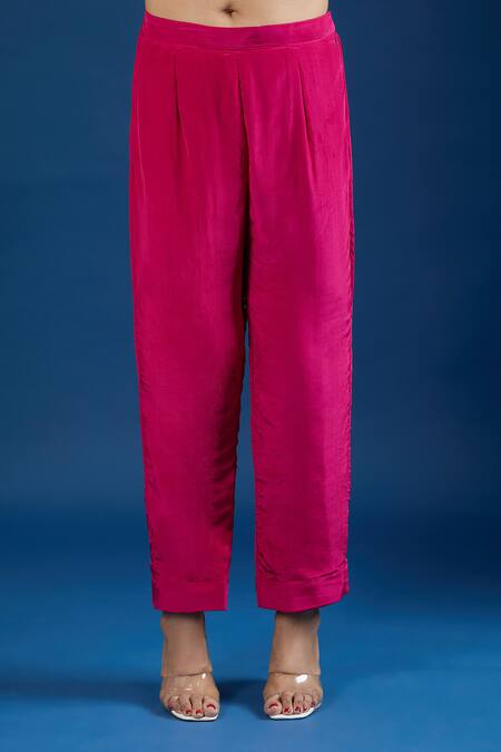 Buy Samyukta Singhania Pink Crinkle, Crepe Embroidery, Sequins, Zari Round Neck Floral Kurta Set Buy_Samyukta Singhania_Pink Crinkle, Crepe Embroidery, Sequins, Zari Round Neck Floral Kurta Set