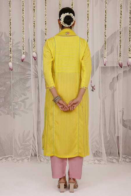 Myaara Panelled Kurta Pant Set 