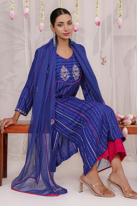 Shop_Myaara_Blue Viscose Embroidery Split V-neck Royal Panelled Kurta Pant Set _Online_at_Aza_Fashions