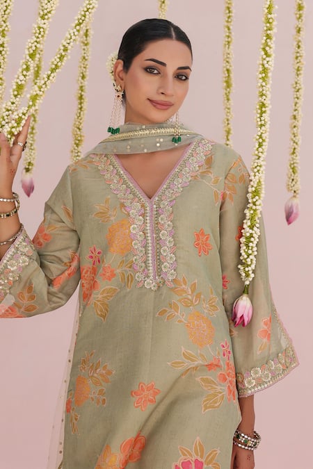Buy_Myaara_Mint Tissue, Net Embroidery, Lace, Sequins V-neck Flower Kurta Set _Online_at_Aza_Fashions