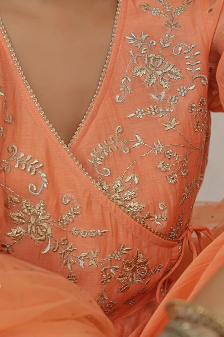 Buy_Myaara_Peach Chanderi Embroidery, Zari V-neck Angarkha Pant Set _Online_at_Aza_Fashions