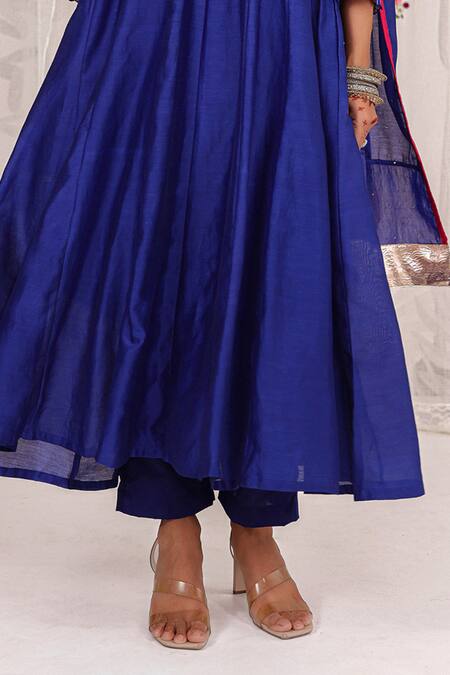Buy_Myaara_Blue Chanderi Embroidery V-neck Anarkali Pant Set 