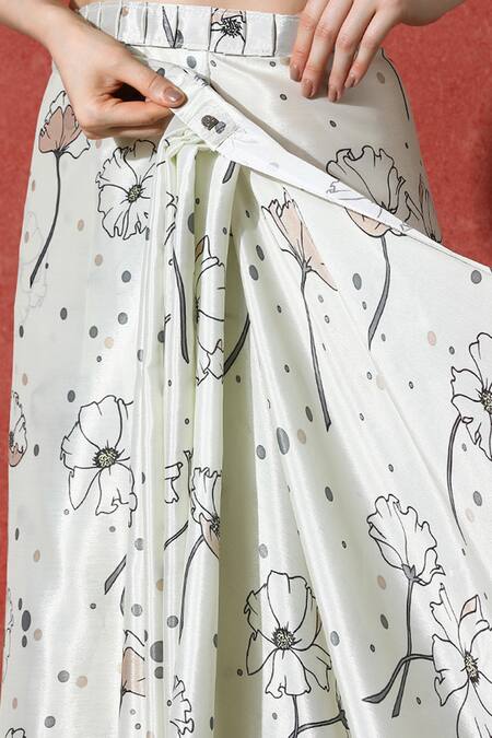 Shop_Naintara Bajaj_Off White Chinon, Brocade V-neck Floral Print Pre-draped Saree With Blouse _Online_at_Aza_Fashions