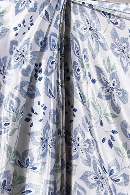 Naintara Bajaj_White Chinon V-neck Floral Print Pre-draped Saree With Blouse _Online_at_Aza_Fashions