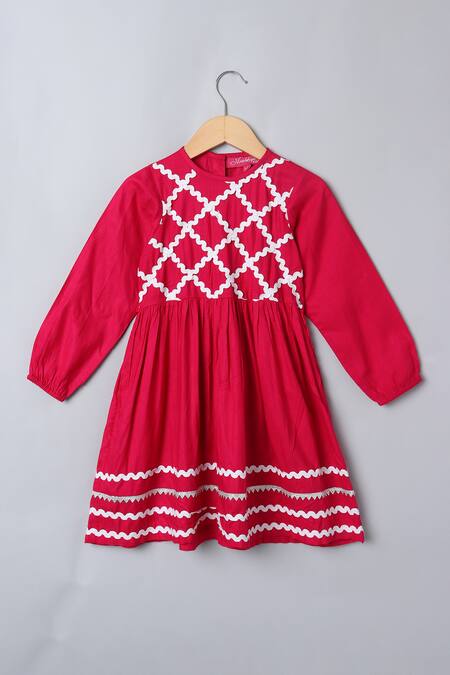 Buy_Petite Pomme_Pink Rayon Lace, Metallic Thread Embroidered Kurta With Pant _Online_at_Aza_Fashions