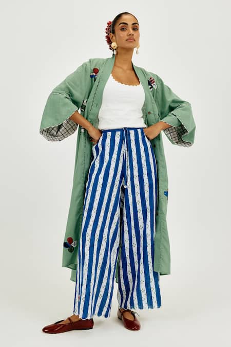 Jodi Green Cotton Applique, Embroidery V-neck Emi Bird Charm Long Tunic at Aza Fashions Jodi_Green Cotton Applique, Embroidery V-neck Emi Bird Charm Long Tunic _at_Aza_Fashions