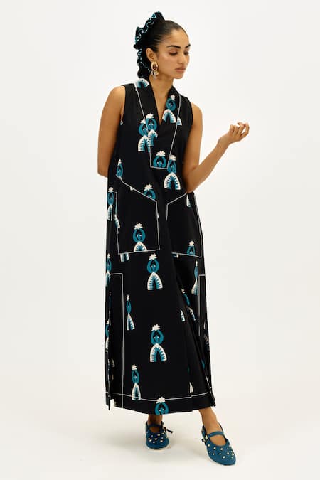Buy_Jodi_Black Poplin V-neck Africana Printed Dress _Online_at_Aza_Fashions