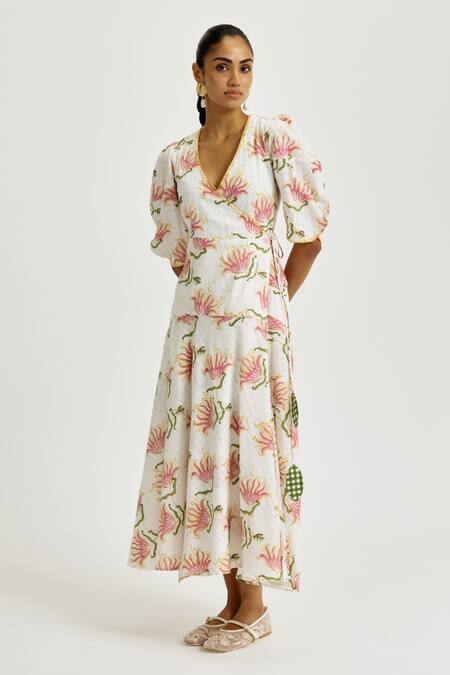 Shop Jodi White Handloom Cotton Embroidery V-neck Moor Handwoven Wrap Dress at Aza Fashions Shop_Jodi_White Handloom Cotton Embroidery V-neck Moor Handwoven Wrap Dress_at_Aza_Fashions