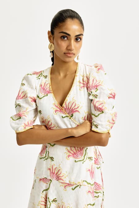 Jodi White Handloom Cotton Embroidery V-neck Moor Handwoven Wrap Dress at Aza Fashions Jodi_White Handloom Cotton Embroidery V-neck Moor Handwoven Wrap Dress_at_Aza_Fashions
