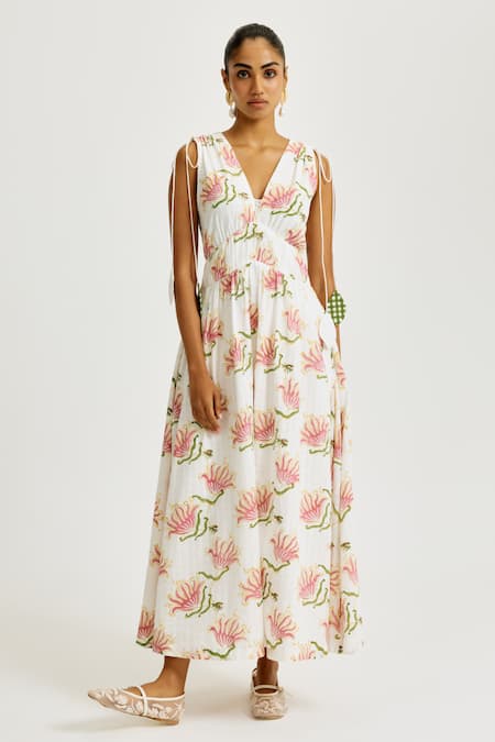 Jodi White Handloom Cotton V-neck Moor Handwoven Dress Online at Aza Fashions Jodi_White Handloom Cotton V-neck Moor Handwoven Dress_Online_at_Aza_Fashions