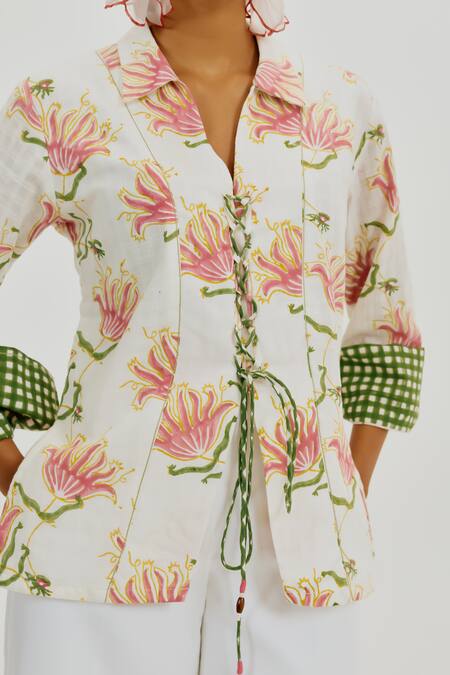 Shop_Jodi_White Handloom Cotton V-neck Moor Handwoven Blouse_Online_at_Aza_Fashions