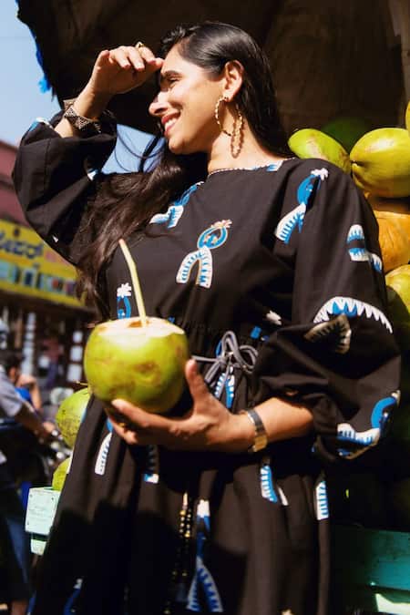 Buy_Jodi_Black Poplin Round Neck Africana Short Dress _Online_at_Aza_Fashions