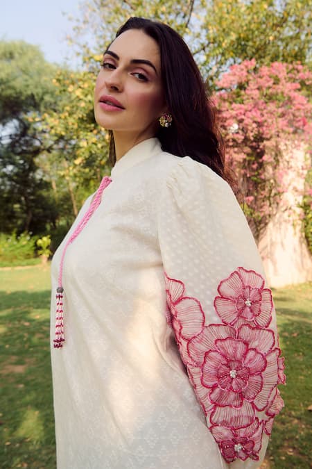 Nika 1.0_Pink Cotton Embroidery Mandarin Collar Rika Puff Sleeve _Online_at_Aza_Fashions