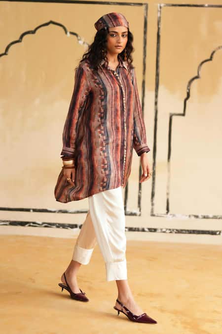 Rainas Pushkar Sunset Printed Top & Pant Set 