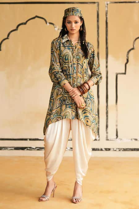 Rainas Nomad Nectar Top & Dhoti Pant Set 