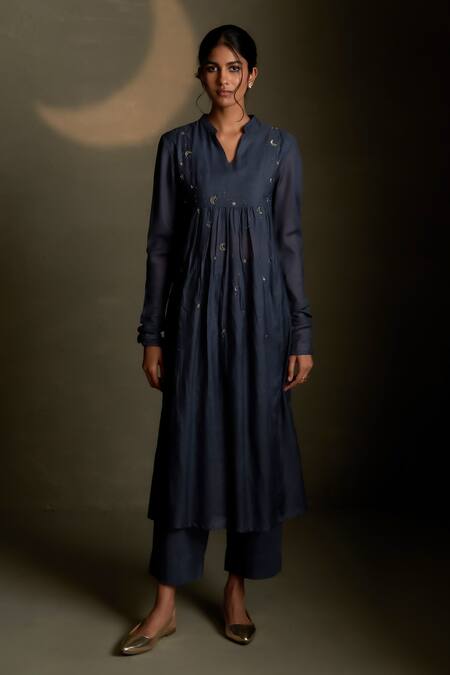 Charkhee Navy Chanderi, Voile, Cotton Embroidery Split V-neck Moon Pattern Kurta Set Online at Aza Fashions Charkhee_Navy Chanderi, Voile, Cotton Embroidery Split V-neck Moon Pattern Kurta Set _Online_at_Aza_Fashions