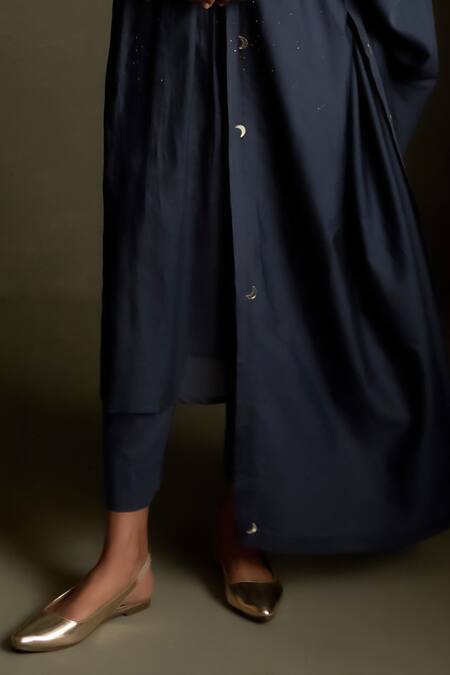 Charkhee Navy Chanderi, Voile, Cotton Embroidery Split V-neck Moon Pattern Kurta Set at Aza Fashions Charkhee_Navy Chanderi, Voile, Cotton Embroidery Split V-neck Moon Pattern Kurta Set _at_Aza_Fashions