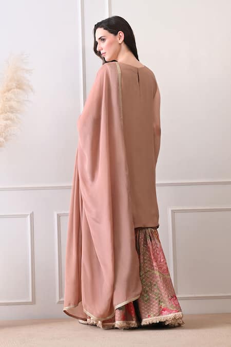 Peenacolada Butti Pattern Kurta With Gharara 