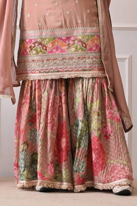 Buy_Peenacolada_Peach Chinon Embroidery, Sequins, Zari Round Butti Pattern Kurta With Gharara 