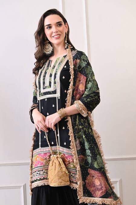 Peenacolada_Black Crepe Embroidery, Sequins, Zari, Lace, Fringe Floral Pattern Kurta Set _at_Aza_Fashions