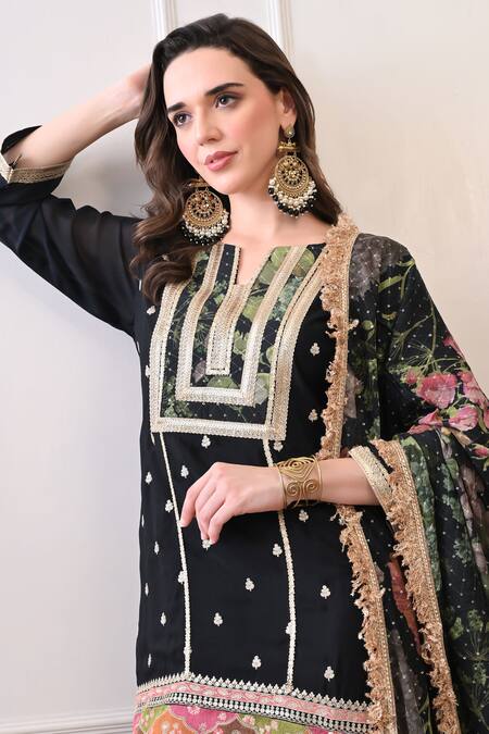 Buy_Peenacolada_Black Crepe Embroidery, Sequins, Zari, Lace, Fringe Floral Pattern Kurta Set 
