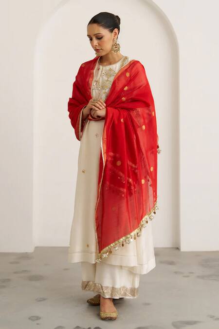 Vaaya_Red Chanderi Silk Tassels, Gota Patti Sikka Booti Dupatta _Online_at_Aza_Fashions