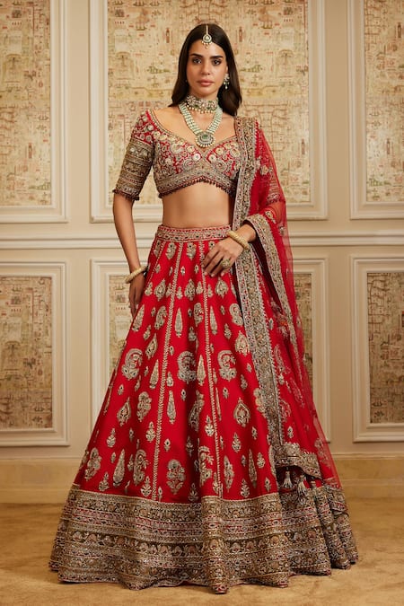 Buy Roqa Red Silk, Net Embroidery, Zari, Sequins, Stones Naima Bridal Lehenga Set Buy_Roqa_Red Silk, Net Embroidery, Zari, Sequins, Stones Naima Bridal Lehenga Set