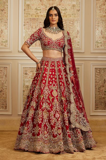Buy_Roqa_Red Silk, Net Embroidery, Sequins, Zari V-neck Zinah Bridal Lehenga Set 