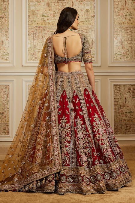 Roqa Noura Red Bridal Lehenga Set 