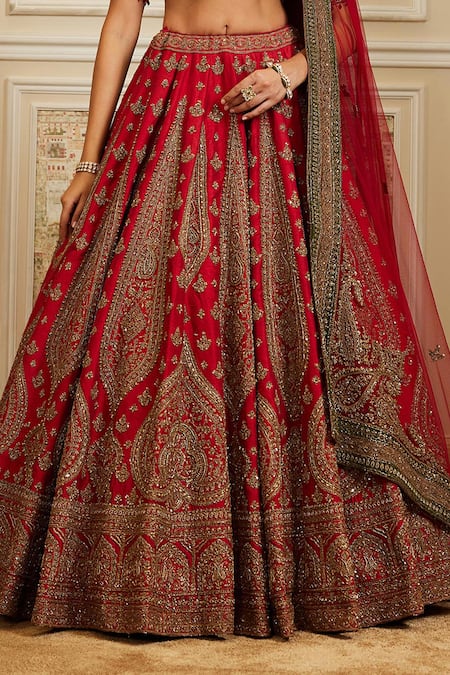 Buy_Roqa_Red Silk, Net Zari, Sequins, Embroidery Scoop Neck Safira Bridal Lehenga Set _Online_at_Aza_Fashions