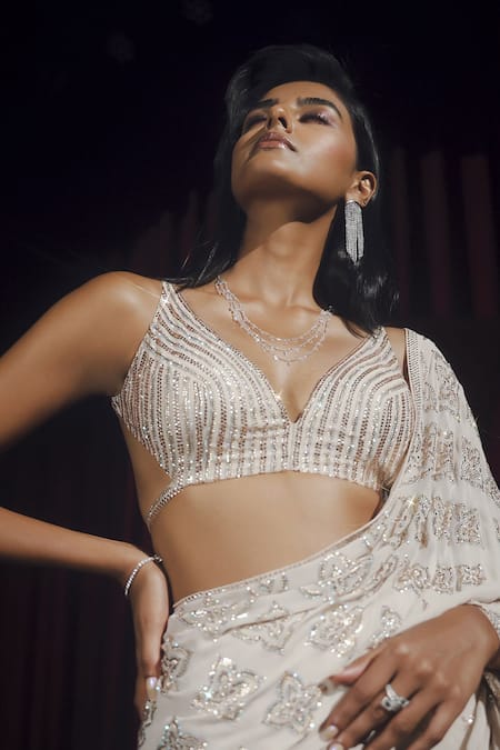 Buy_Seema Gujral_Beige Georgette Crystals, Embroidery, Zari V-neck Saree With Blouse _Online_at_Aza_Fashions