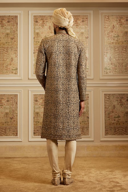 Roqa Nawaaz Zardozi Work Sherwani Set 
