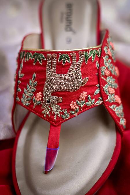 Buy_Around Always_Red Mrig Zardozi Deer Motif Kolhapuri Flats 