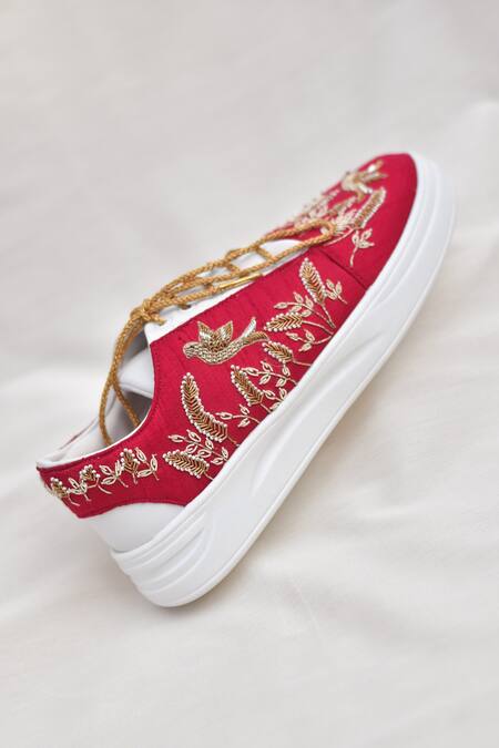 Around Always Pink Panchhi Zardosi Bird Motif Embroidered Sneakers at Aza Fashions Around Always_Pink Panchhi Zardosi Bird Motif Embroidered Sneakers _at_Aza_Fashions
