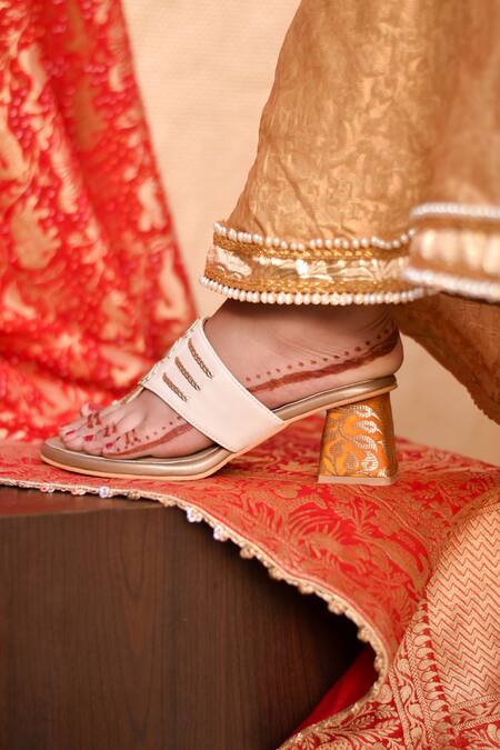 Buy_Around Always_Ivory Studs, Metallic Thread Pragya Kolhapuri Inspired Brocade Block Heels _Online_at_Aza_Fashions