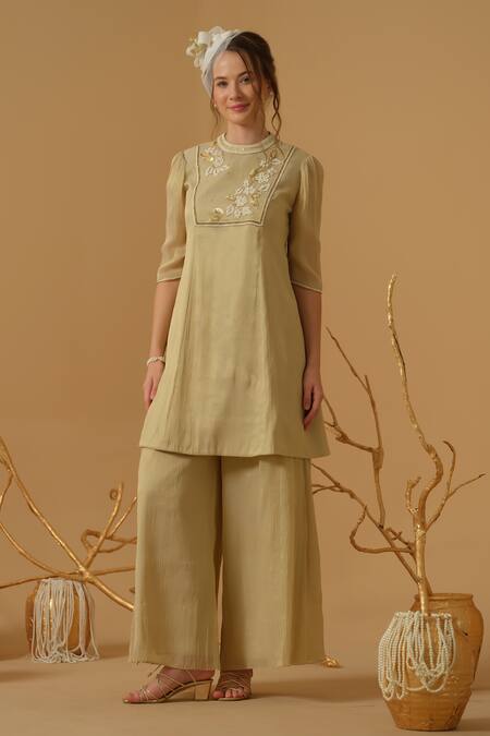 Buy_Abstract By Megha Jain Madaan_Gold Georgette, Tissue Embroidery, Sequins, Beads Mandarin Collar Yoke Kurta 