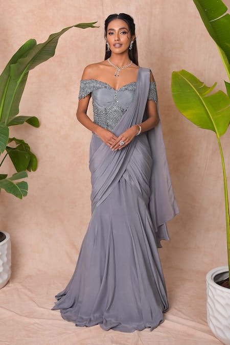 Vridhi Somaani_Gray Crepe, Net Embroidery, Beads, Sequins Juliet Pre-draped Saree And Corset Set _at_Aza_Fashions