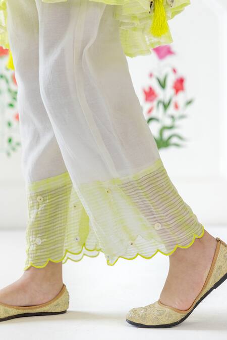 Risa Dreamworld_Lime Chanderi Tassels Gathered Kurta Set _at_Aza_Fashions