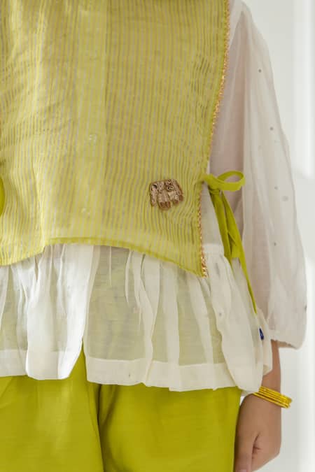 Risa Dreamworld_Off White Chanderi Embroidery, Zari, Piping Gathered Top And Trouser Set _at_Aza_Fashions